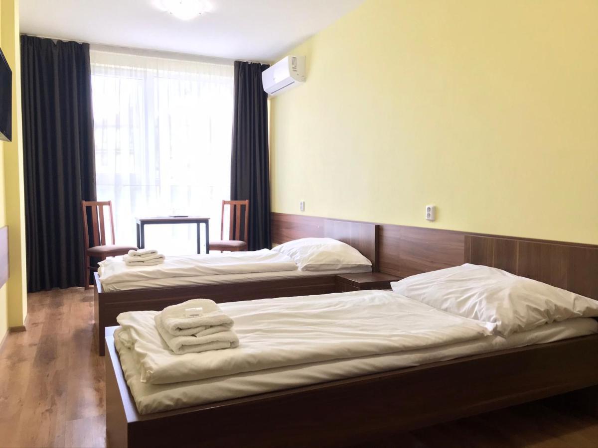 Hotel Arena Brumov Exterior photo